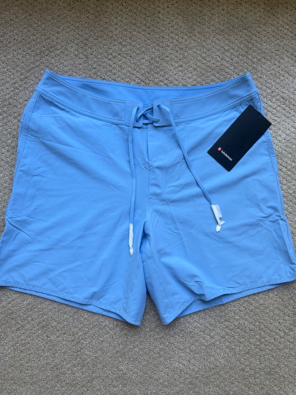 NWT Lululemon Men’s Sky Blue Board Shorts 7”